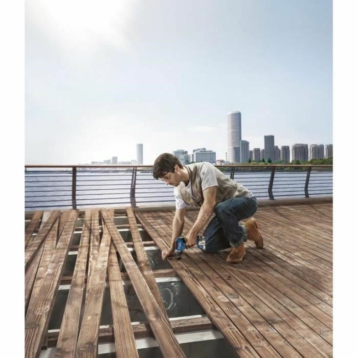 Bosch Professional GSR 18V-50 Perceuse-visseuse avec 2 batteries 2,0Ah et 43 accessoires Bosch Professional GSR 18V-50 Perceuse-visseuse avec 2 batteries 2,0Ah et 43 accessoires