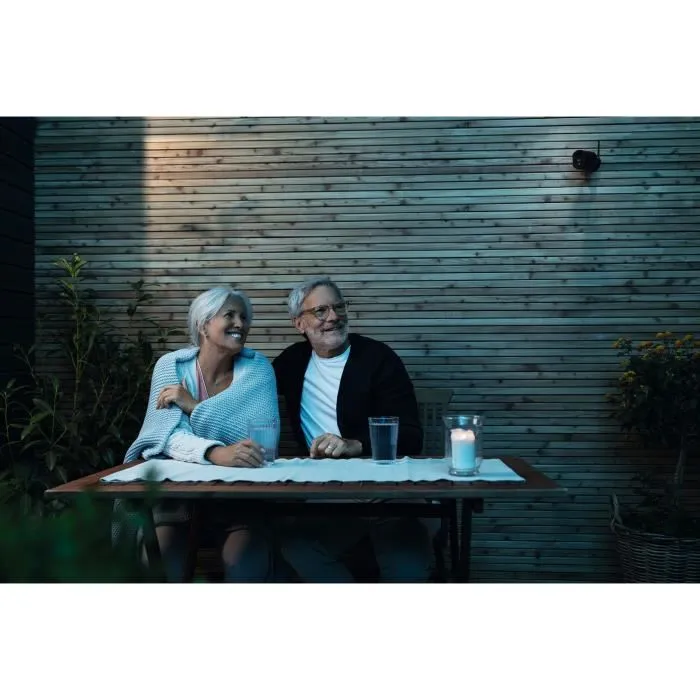 Abus Caméra de surveillance extérieure PPDF17000 avec projecteur LED intégré, détection intelligente, sirène, alertes mobiles et application App2Cam Plus Abus Caméra de surveillance extérieure PPDF17000 avec projecteur LED intégré, détection intelligente, sirène, alertes mobiles et application App2Cam Plus