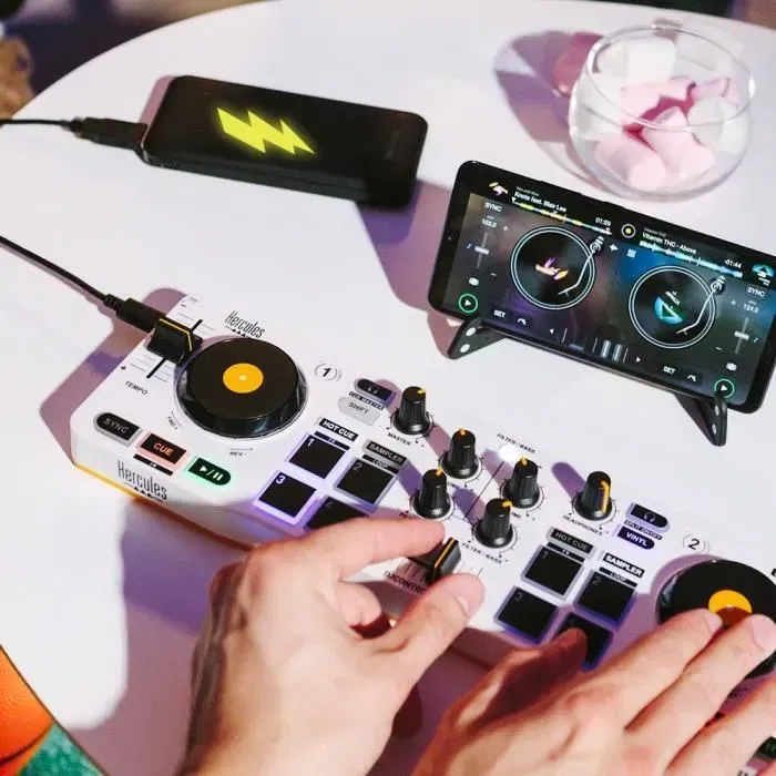 Hercules DJ Control MIX - Contrôleur DJ Bluetooth pour Smartphones iOS et Android avec Application djay et 2 Voies - Référence HERCULES DJControl Mix