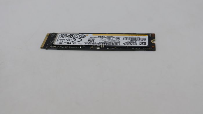 Lenovo SSD_ASM 1 To M.2 2280 SSD PCIe 4.0 x4 NVMe Lenovo SSD_ASM 1 To M.2 2280 SSD PCIe 4.0 x4 NVMe