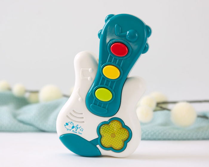 KioKids Guitare Musicale Bébé avec Lumières et Mélodies - Jouet d'Éveil Son et Lumière pour Enfants +6 Mois KioKids Guitare Musicale Bébé avec Lumières et Mélodies - Jouet d'Éveil Son et Lumière pour Enfants +6 Mois