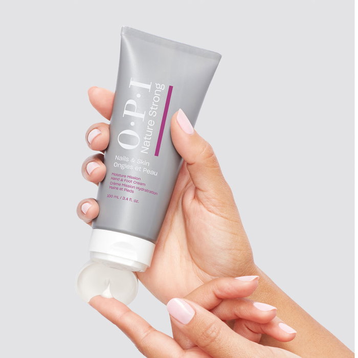 Opi Crème Mains et Pieds Hydratante 100 ml Nature Strong Skincare