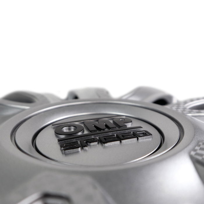 Omp OMPS07011423 Jeu De 4 Enjoliveurs Magnum 14 Pouces Argent-Carbone