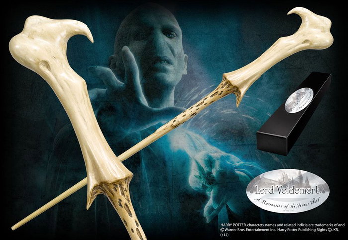 Harry Potter réplique baguette de Lord Voldemort (édition personnage) Harry Potter réplique baguette de Lord Voldemort (édition personnage)