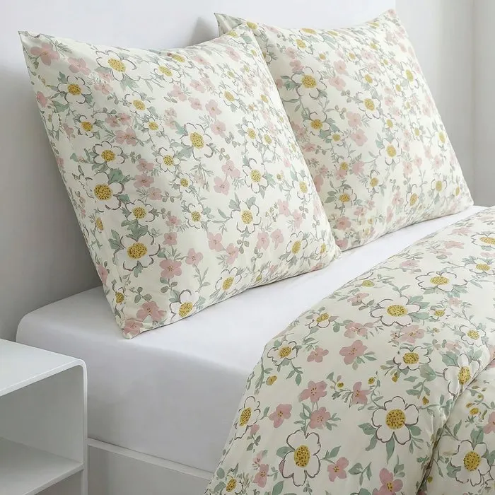 Today Parure de lit imprimé floral type Liberty TODAY SUNSHINE, 260 x 240 cm Today Parure de lit imprimé floral type Liberty TODAY SUNSHINE, 260 x 240 cm