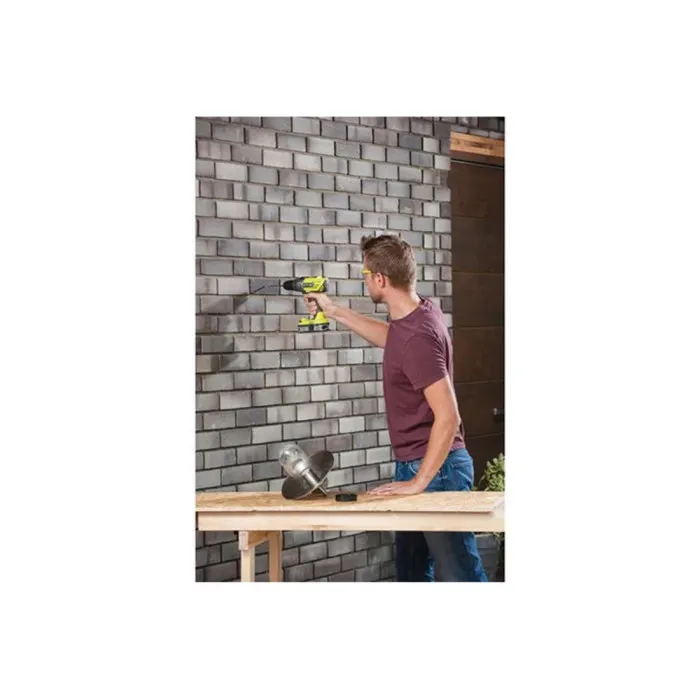 Ryobi R18PD3-242S Perceuse-visseuse à percussion sans fil 18V ONE+, avec batteries 2.0Ah et 4.0Ah et chargeur Ryobi R18PD3-242S Perceuse-visseuse à percussion sans fil 18V ONE+, avec batteries 2.0Ah et 4.0Ah et chargeur