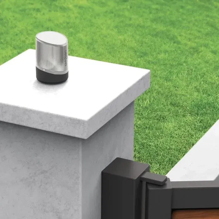 Avidsen Zenia 251 - Kit moteur pour portail coulissant jusqu'à 250 kg et 4 m, inclut 2 télécommandes, feu, photocellules et crémaillères