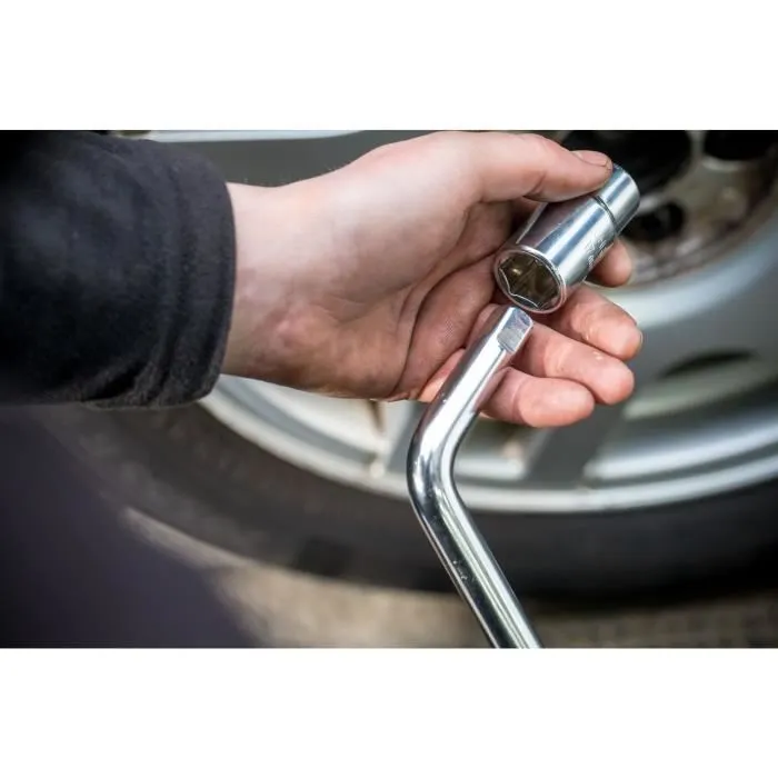 Stanley STHT80890-0 Clé à Roue avec Manche Télescopique pour plus de Couple, 4 Douilles Incluses (17, 19, 21, 23 mm)