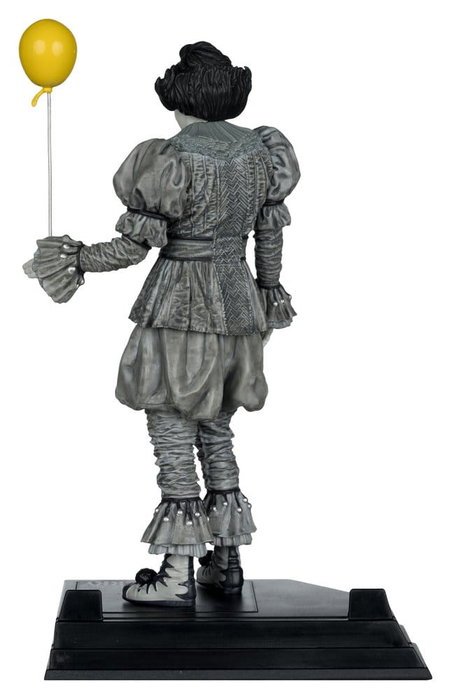 McFarlane Toys Figurine Pennywise Movie Maniacs (Noir et Blanc)