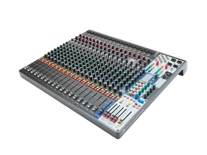 SOUNDCRAFT Signature Plus 22