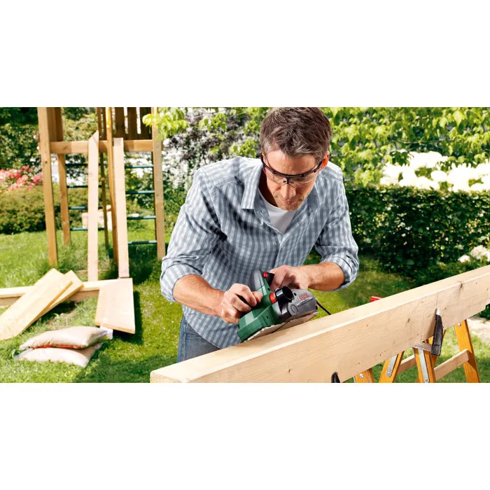 Bosch Rabot Electrique PHO 2100 680W avec Lame Woodrazor pour Portes et Fenêtres, Largeur de Rabotage 82 mm, Éjection des Copeaux