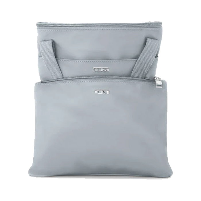 TUMI Sac à main Voyageur en cuir bleu halogen 146589A311 TUMI Sac à main Voyageur en cuir bleu halogen 146589A311