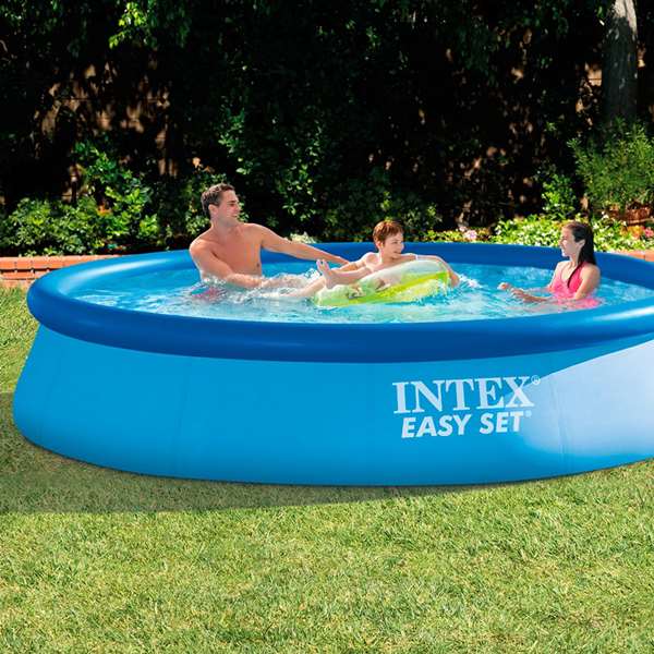Intex Piscine Gonflable Ronde Easy Set avec Filtre à Cartouche - Capacité 5621 Litres, Ø 366 x 76 cm, pour Enfants à partir de 6 ans Intex Piscine Gonflable Ronde Easy Set avec Filtre à Cartouche - Capacité 5621 Litres, Ø 366 x 76 cm, pour Enfants à partir de 6 ans