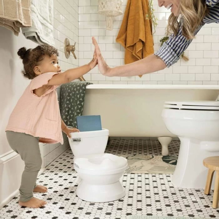 Ingenuity Mini Toilette enfant avec Réducteur de Toilette, Chasse d'eau musicale et rangement, Blanc Ingenuity Mini Toilette enfant avec Réducteur de Toilette, Chasse d'eau musicale et rangement, Blanc