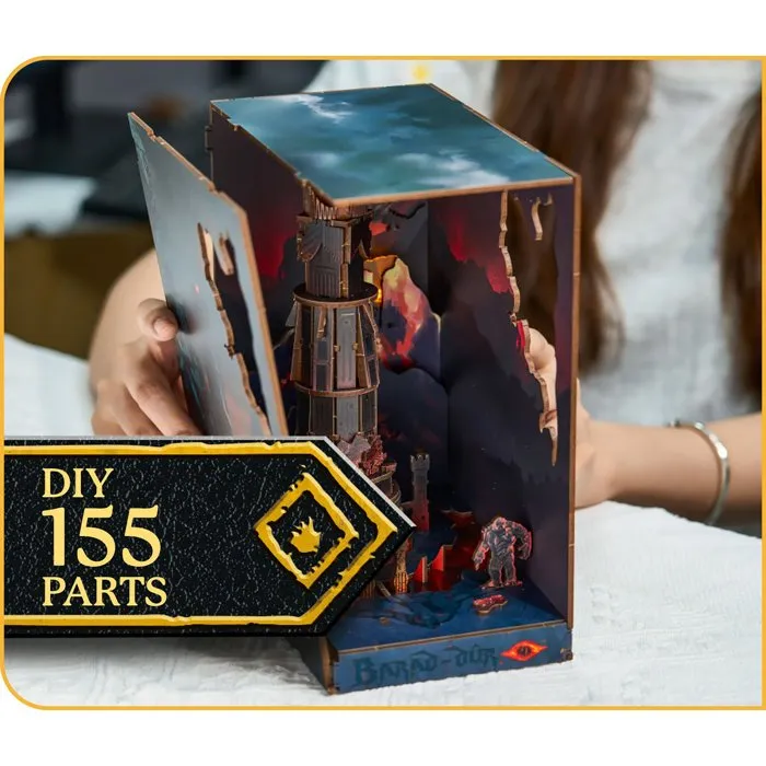 Revell Tiny Adventures Book Nook DIY Kit - Maquette 3D Le Seigneur des Anneaux Barad-dûr à Construire avec Éclairage LED