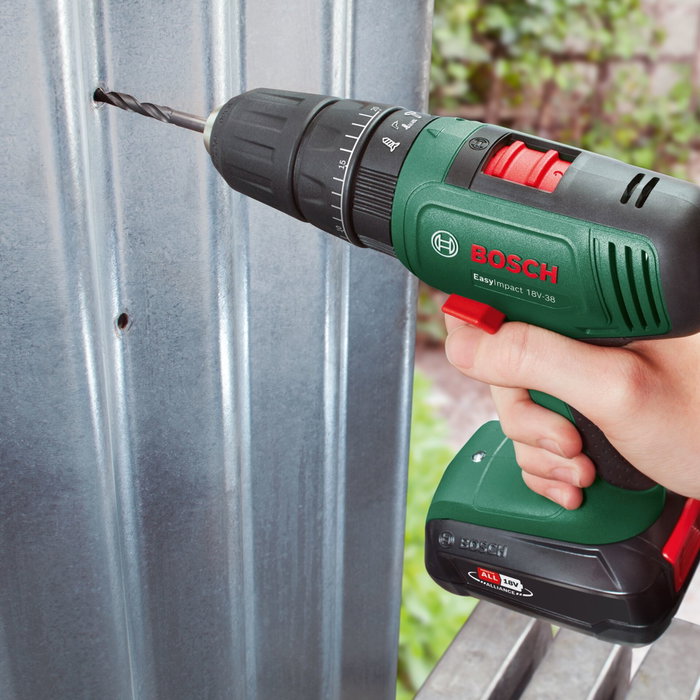 Bosch EasyImpact 18V-38 Perceuse à percussion avec batterie 2,0 Ah Bosch EasyImpact 18V-38 Perceuse à percussion avec batterie 2,0 Ah