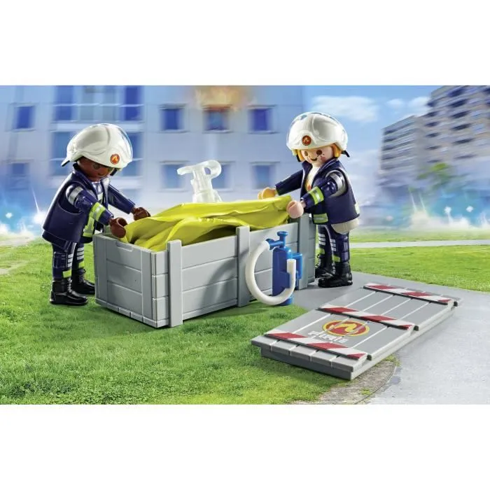 Playmobil 71465 - Figurines Pompiers Action Heroes avec Coussin de Sauvetage - 3 Personnages - Jeu d'Action Enfant dès 4 Ans