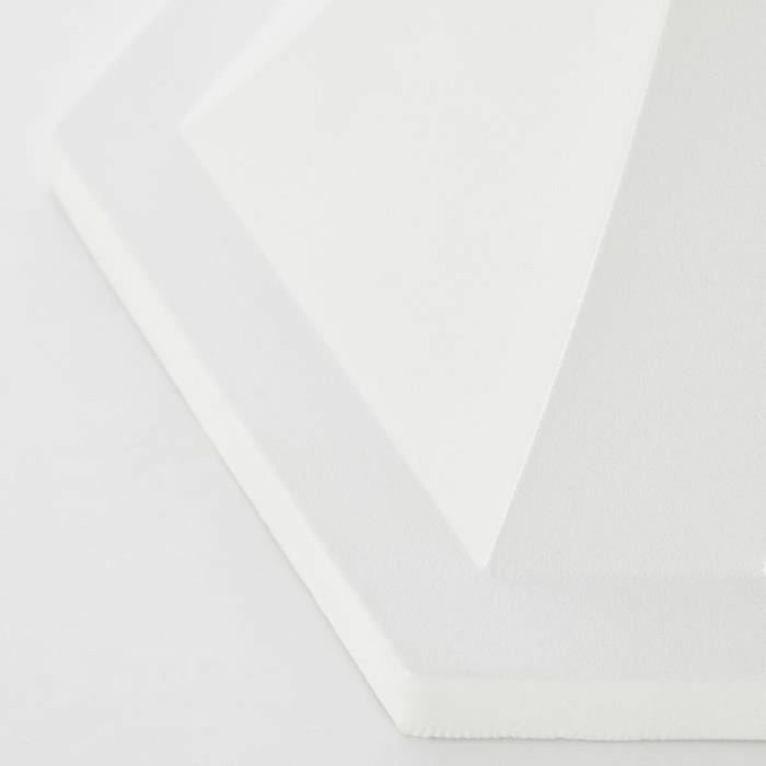 Brilliant Borne extérieure NISSIE blanc E27 60W IP44 Brilliant Borne extérieure NISSIE blanc E27 60W IP44