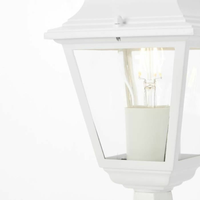 Brilliant Borne extérieure NISSIE blanc E27 60W IP44 Brilliant Borne extérieure NISSIE blanc E27 60W IP44