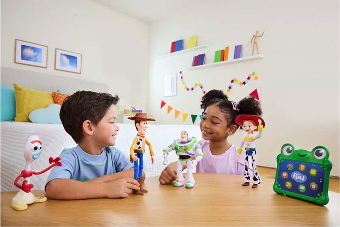 Mattel Buzz Lightyear Toy Story 5 - Figurine Parlante Articulée Mattel Buzz Lightyear Toy Story 5 - Figurine Parlante Articulée