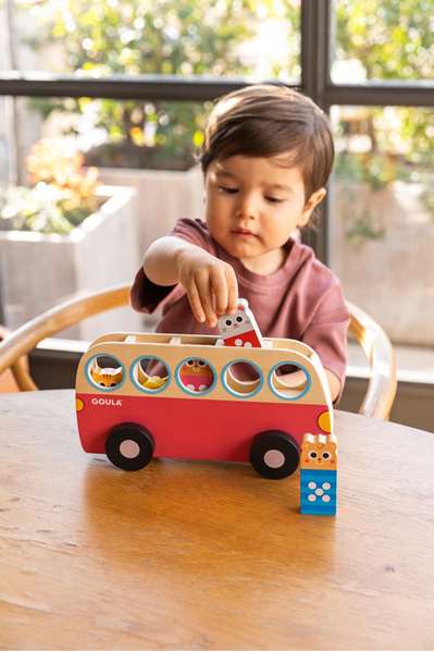 Goula Jeu 1 to 5 Bus - Jeu éducatif en bois avec 5 animaux à placer dans l'autobus - Jouet pour enfants à partir de 18 mois Goula Jeu 1 to 5 Bus - Jeu éducatif en bois avec 5 animaux à placer dans l'autobus - Jouet pour enfants à partir de 18 mois