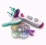 TACHAN Trenzador De Pelo avec Accessoires - Kit de Coiffure pour Enfants à partir de 5 ans (Gommes, Pinces, Cepillo, Manuel Multilingue)