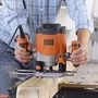 Black + Decker KW1200E-QS Défonceuse filaire 1200W - Réglage micrométrique, vitesse variable, système extraction poussière, 7 accessoires inclus