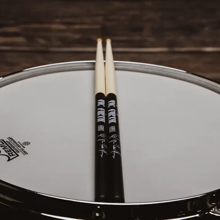 Vic Firth Signature Series Ahmir Questlove Thompson SAT Vic Firth Signature Series Ahmir Questlove Thompson SAT