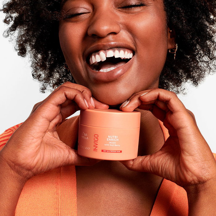 Wella Professionals INVIGO NUTRI-ENRICH Masque Nutrition Profonde Cheveux Secs/Abimés 150 ml Wella Professionals INVIGO NUTRI-ENRICH Masque Nutrition Profonde Cheveux Secs/Abimés 150 ml