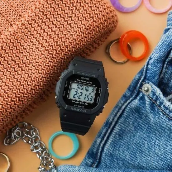 Casio Baby-G Urban - Montre homme digitale à fonction solaire, résistante aux chocs avec bracelet plastique noir et calendrier automatique