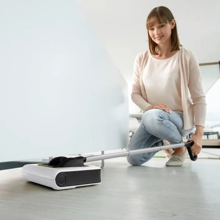 Kärcher KB 5 - Balai électrique sans fil - Autonomie 30 min sur sols durs (20 min sur tapis) - Compact et léger 1,2 kg - Brosse universelle et double articulation