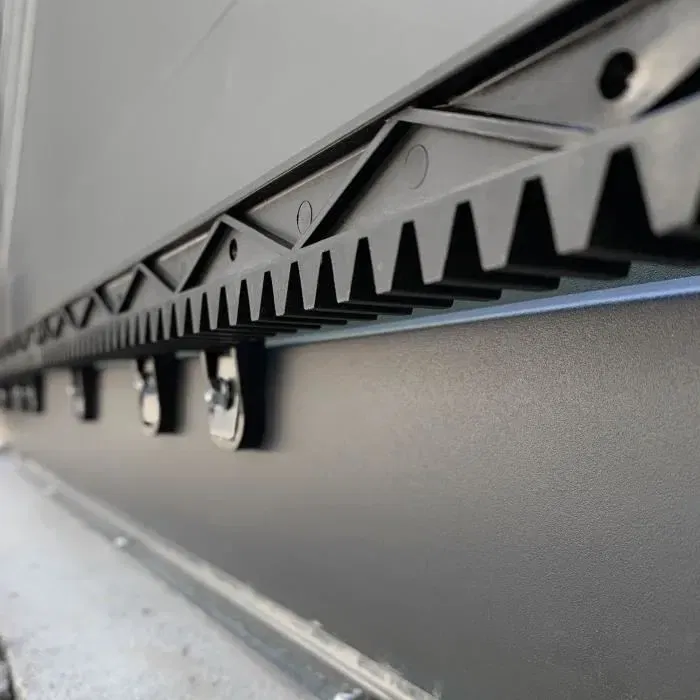 Avidsen - Crémaillère supplémentaire droite ou gauche pour portail coulissant - Nylon renforcé - 50 cm