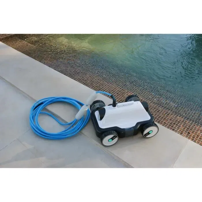 Robopool Robot de piscine électrique autonome pour fond plat Bestway Mia, nettoyage jusqu'à 24 m², piscine hors-sol ou auto-portante Robopool Robot de piscine électrique autonome pour fond plat Bestway Mia, nettoyage jusqu'à 24 m², piscine hors-sol ou auto-portante