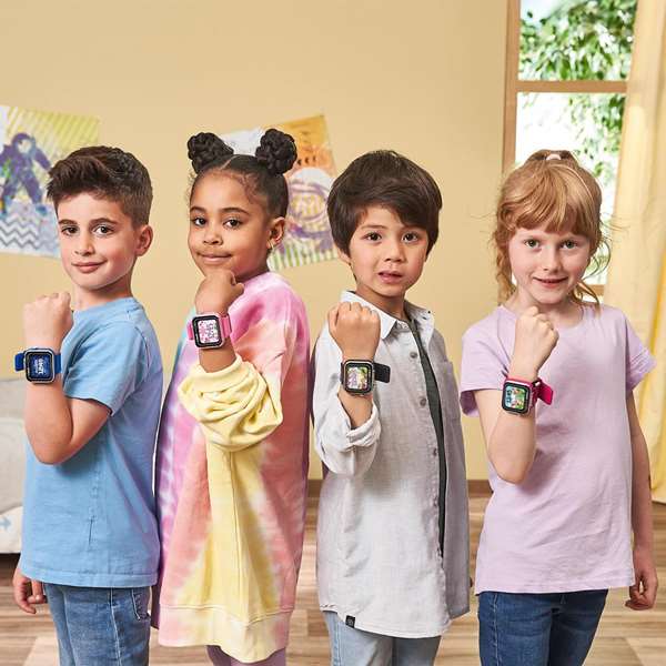 VTech - Reloj interactivo Kidizoom Smartwatch Max - Montre connectée tactile pour enfant avec appareil photo, caméra, jeux - 256 Mo - Framboise