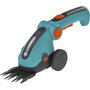 Gardena Kit cisaille à gazon ComfortCut Li avec manche télescopique et roues - 3,6 V/3,0 Ah