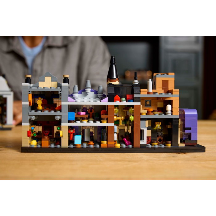 LEGO Harry Potter 76444 Les boutiques magiques du Chemin de Traverse - Set pour adultes