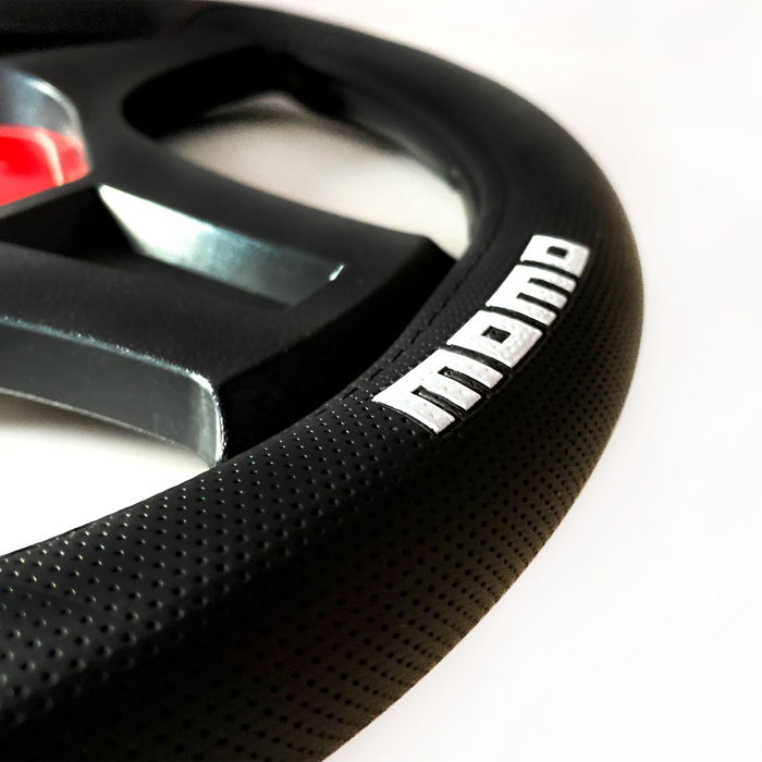 Momo Housse De Volant Supergrip Universal Noir Et Rouge 38-39 cm MOMLSWC014BR