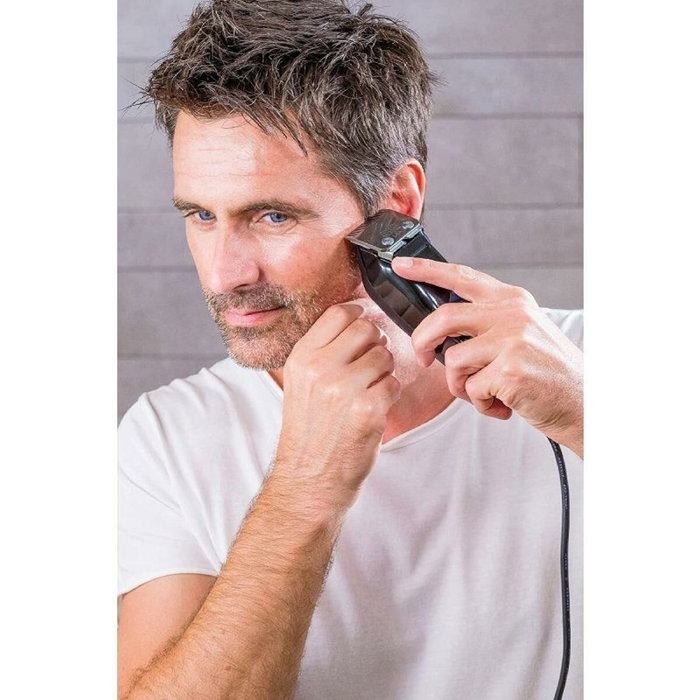 Wahl Elite Pro Tondeuse Secteur Noir et Argenté avec 10 Sabots Wahl Elite Pro Tondeuse Secteur Noir et Argenté avec 10 Sabots