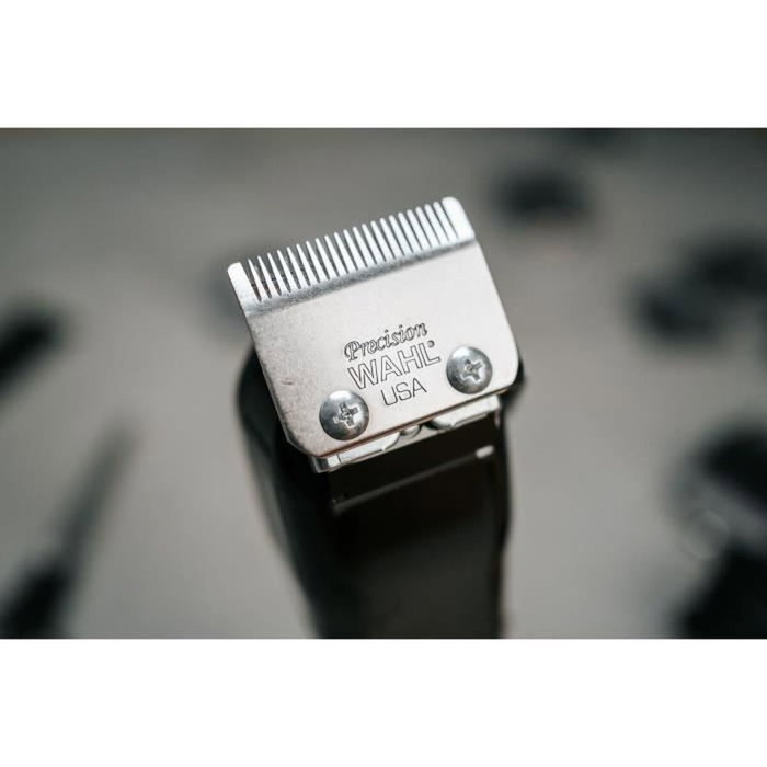 Wahl Elite Pro Tondeuse Secteur Noir et Argenté avec 10 Sabots Wahl Elite Pro Tondeuse Secteur Noir et Argenté avec 10 Sabots