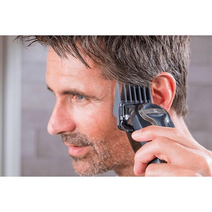 Wahl Elite Pro Tondeuse Secteur Noir et Argenté avec 10 Sabots Wahl Elite Pro Tondeuse Secteur Noir et Argenté avec 10 Sabots