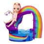 Rainbow High Littles - Jeu de piscine avec toboggan arc-en-ciel et accessoires pour poupée Blush - 10 pièces - Multicolore - À partir de 6 ans