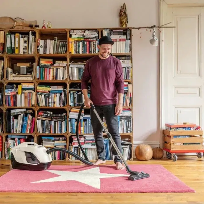 Karcher DS 6 PLUS - Aspirateur sans sac avec filtration par eau, rejette un air dépoussiéré à 99.95 %, filtre HEPA 13, collecteur 2L Karcher DS 6 PLUS - Aspirateur sans sac avec filtration par eau, rejette un air dépoussiéré à 99.95 %, filtre HEPA 13, collecteur 2L