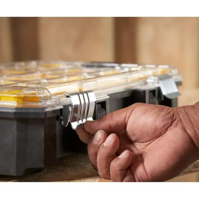 Stanley Fatmax Organiseur à compartiments modulaires PRO-STACK, 10 compartiments amovibles, couvercle transparent, capacité 7.8L, boîte de rangement FMST82967-1