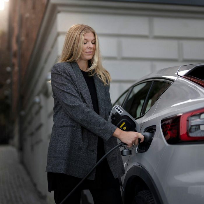 DEFA eConnect Black M3T2 - Câble de recharge Type 2 Mode 3 pour voiture électrique, 3P 20A 5M 13,8 kW, Haute performance et durabilité