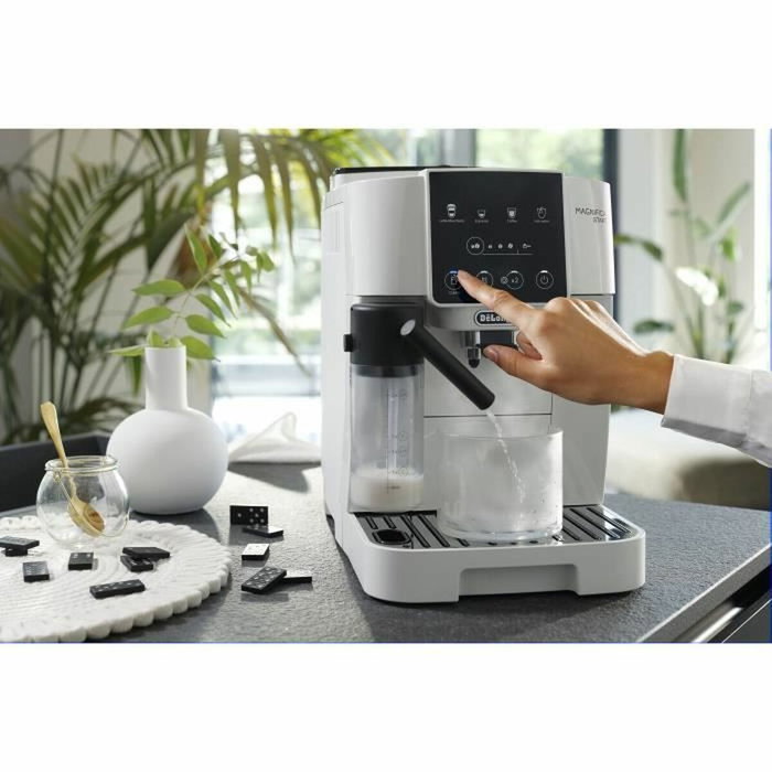 De'Longhi Magnifica Start ECAM220.61.W Blanc Inox De'Longhi Magnifica Start ECAM220.61.W Blanc Inox
