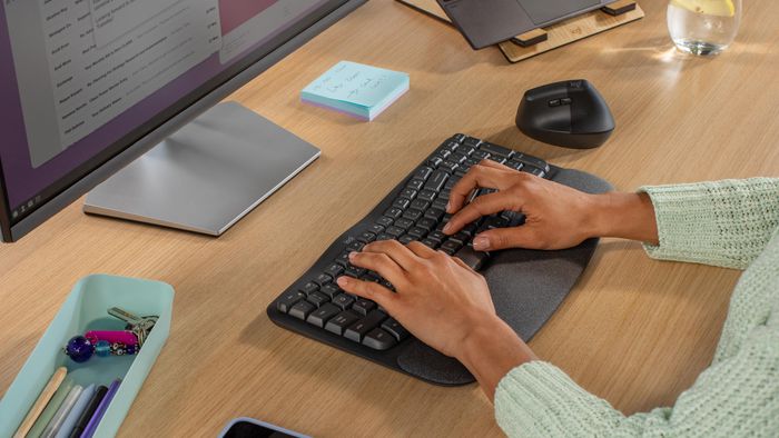 Logitech Wave Keys - Clavier ergonomique sans fil Bluetooth avec repose-poignets rembourré - Conception en vague certifiée - Compatible Windows, macOS, iPadOS, Android