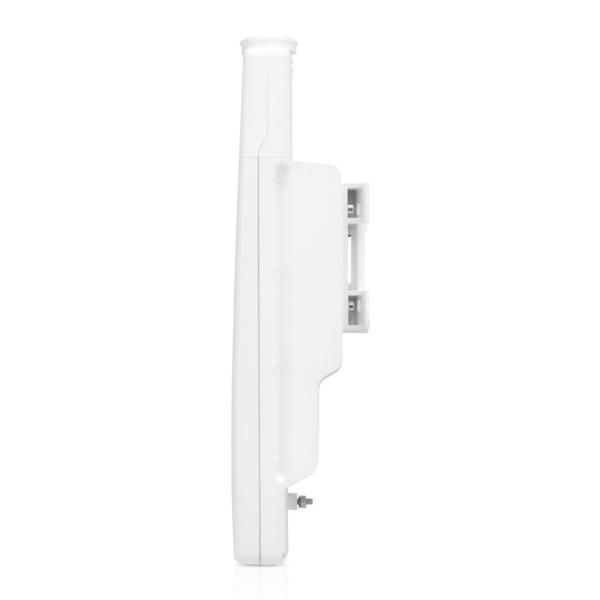Ubiquiti airFiber 11 : Radio Point à Point Gigabit+ 11 GHz avec 1 Port Gigabit, 1 Port Fast Ethernet, Débit 1.2+ Gbps, AES 128 bits, PoE Ubiquiti airFiber 11 : Radio Point à Point Gigabit+ 11 GHz avec 1 Port Gigabit, 1 Port Fast Ethernet, Débit 1.2+ Gbps, AES 128 bits, PoE