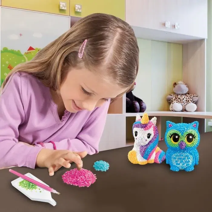 Crazart Lexibook - Kit de création de figurines 3D en pierres précieuses et cristaux irisés (12 couleurs) pour enfants - Inclut licorne, hibou, coeur