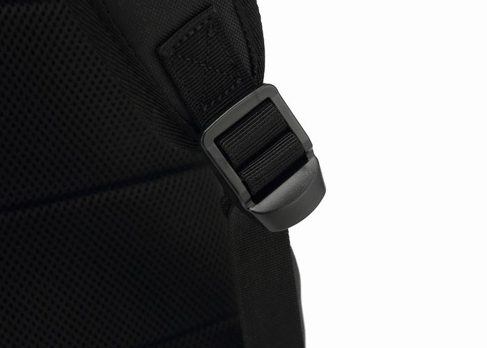 Coolbox Mochila pour ordinateur portable 15.6 pouces imperméable avec compartiment rembourré, poche pour tablette et smartphone, noire