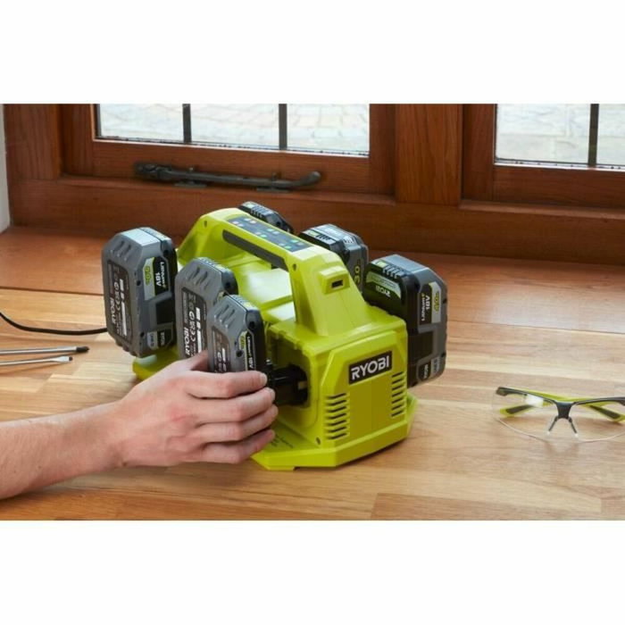 Ryobi RC18640 Chargeur séquentiel lithium 18V ONE+ 6 ports